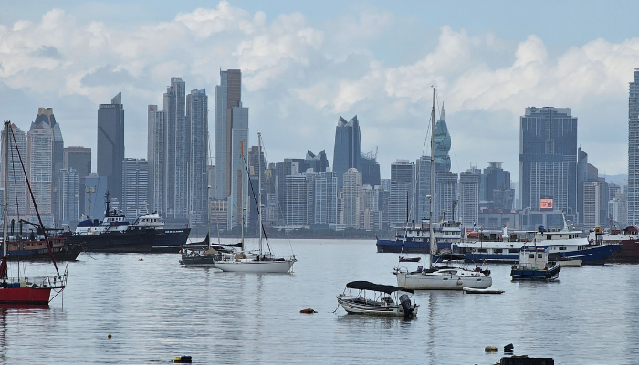 Bahía de Panamá con vista al skyline