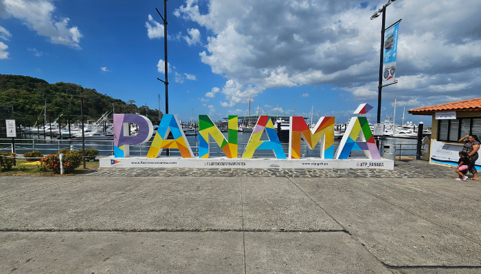 Letrero Panamá - identidad nacional